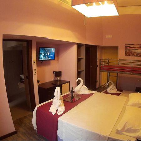 Dolce Vita Rooms ナポリ エクステリア 写真