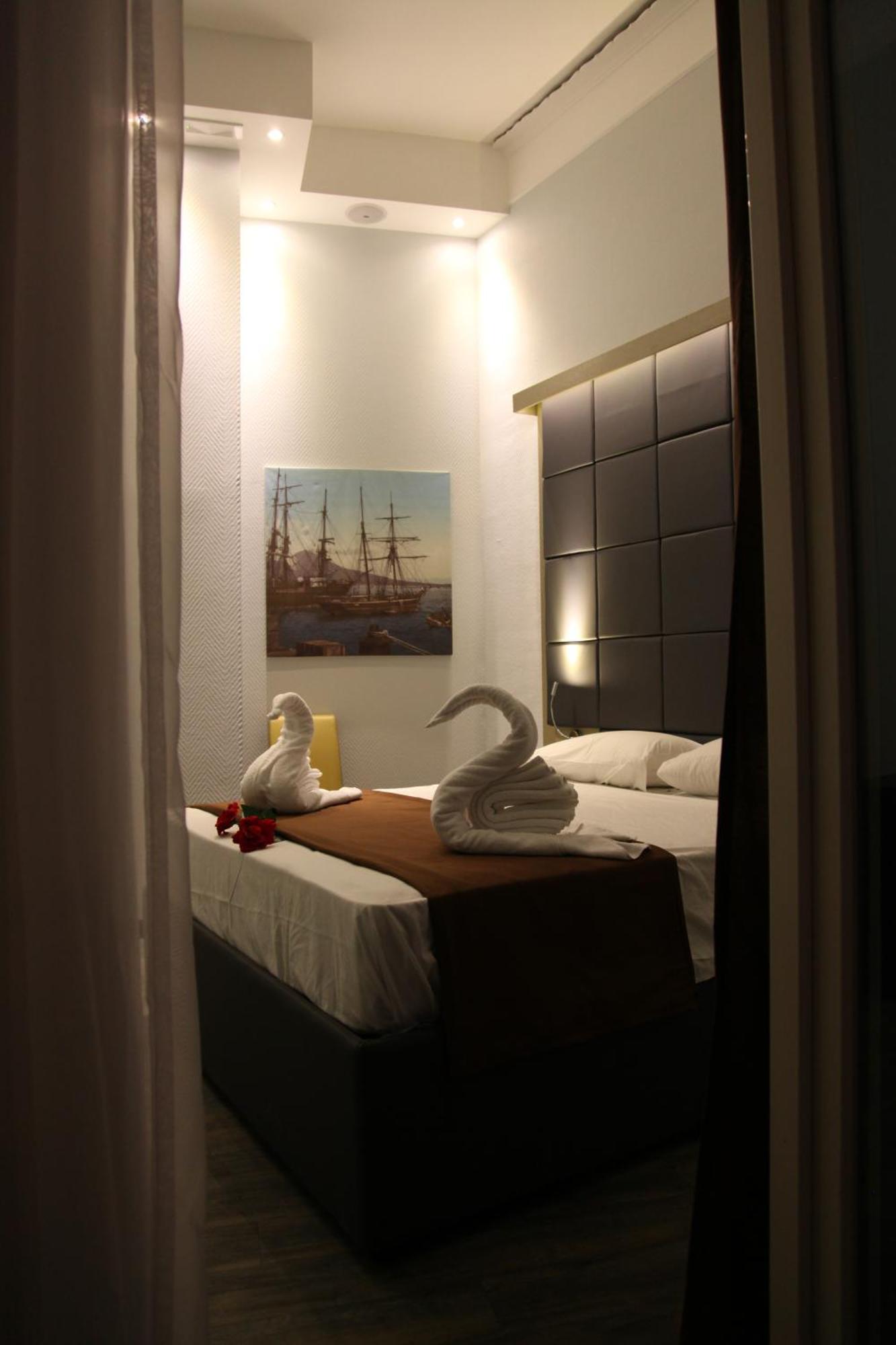 Dolce Vita Rooms ナポリ エクステリア 写真