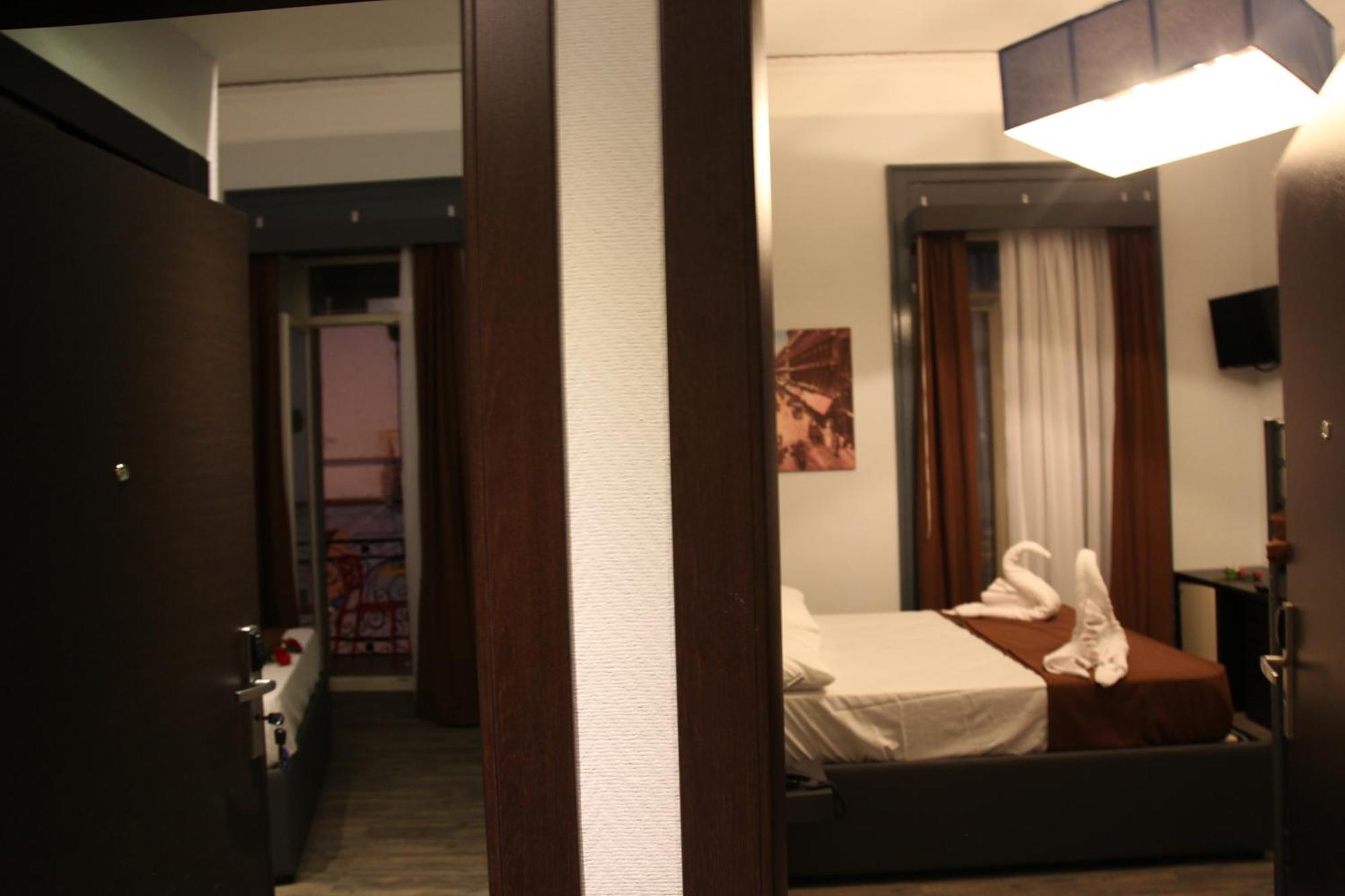 Dolce Vita Rooms ナポリ エクステリア 写真