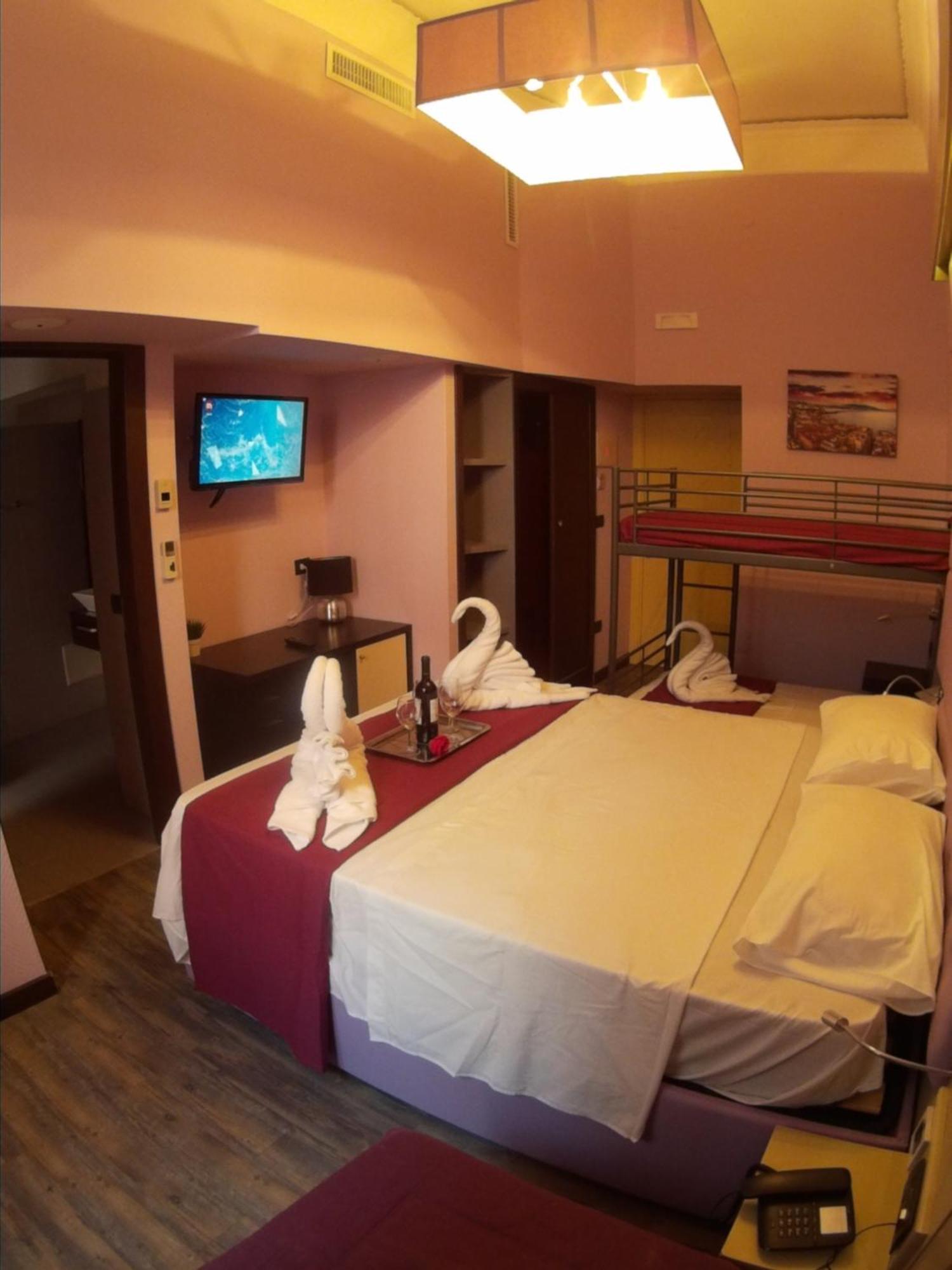 Dolce Vita Rooms ナポリ エクステリア 写真